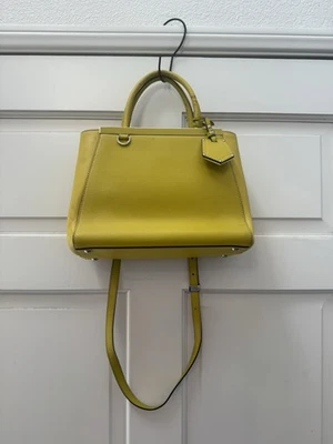Bolso de hombro Fendi 2Jours de cuero amarillo Foto 1 de 4
