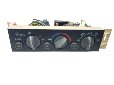 95 TAHOE SILVERADO SUBURBAN GMC C/K CLIMATE CONTROL A/C HEATER TEMP HVAC GM 4X4 - Image 1 of 3