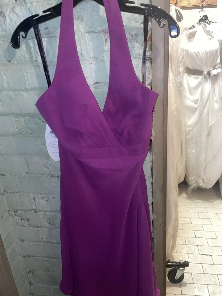 Vestido morado para mujer Alfred Angelo #131 talla 4 usado buen estado Foto 1 de 3