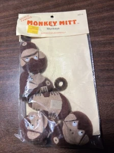 Vintage Monkey Mitt Finger Puppets Props Monkeys - Picture 1 of 1