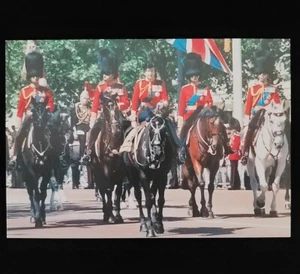 Tarjeta de Navidad real con autógrafo de la reina Isabel II 1986 príncipe de la realeza británica Reino Unido - Imagen 1 de 24