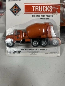 Boley 4011 1:87 White International 4-Axle Cement Mixer Die Cast With Plastic - Picture 1 of 6