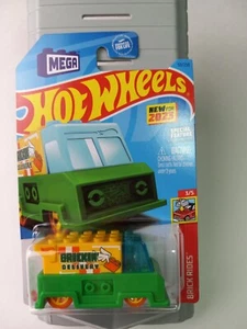 Hot Wheels Mega Brickin' Delivery 58/250 HW Brick Rides 3/5 - Picture 1 of 8