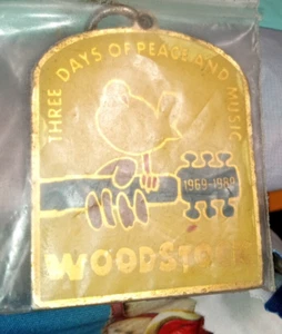 Original/old Woodstock pin/vintage/1969-89 - Picture 1 of 2
