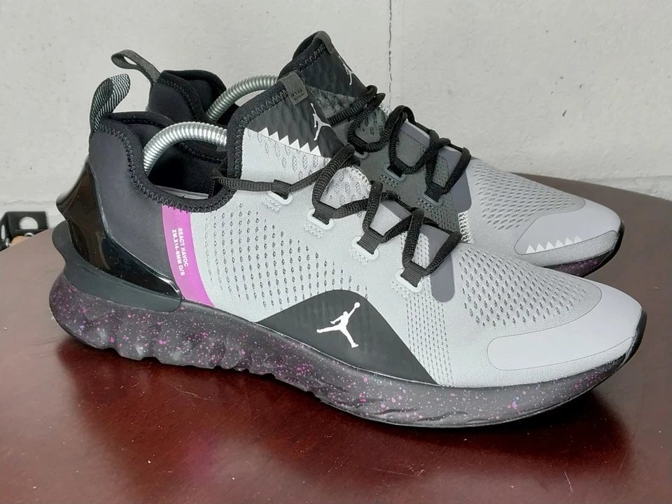 Tênis de corrida Jordan React Havoc masculino tamanho 11 cinza preto roxo - Imagem 1 de 4