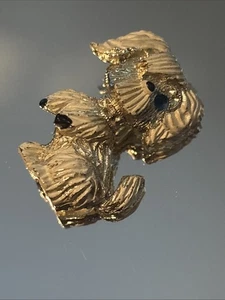 VINTAGE White Gold Tone Yorkshire Terrier Puppy Dog Blue Eyes Pin Brooch Poodle - Picture 1 of 8