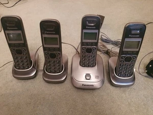 Panasonic KX-TG2521E schnurlose DECT-Telefone mit Basis/Ladestationen x4 KOSTENLOSER VERSAND  - Bild 1 von 6