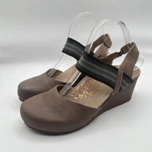 Aetrex Wedge Sandals Womens Size 8.5 Brown Leather Slingback Bohemian Slip On - Picture 1 of 12