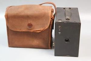 Vintage Kodak Brownie 2A Camera and Canvas Case - untested - Picture 1 of 9