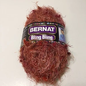 1 Knäuel Bling Bling Garn Bernat 1,75 oz sperriges Moulin Rouge Nylon - Bild 1 von 6