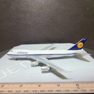 1/400 LUFTHANSA BOEING 747-200 1980'S COLORS D-ABYL NAMED HESSON AEROCLASSICS - Picture 1 of 7