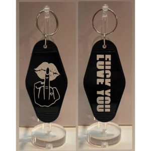 LOVE YOU Black and White Retro Kiss Motel Keychain - Picture 1 of 1