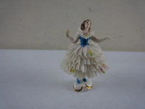 Vintage 4" Tall WADE Ireland Porcelain Ballerina Figure, Fine Lace Dress Tutu EC - Picture 1 of 6