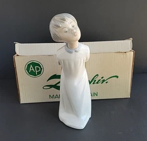 Vintage Zaphir Porcelain "Child Blowing A Kiss" Original Box - Made In Spain - Picture 1 of 20