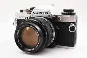 Olympus OM-10 Argent 35mm Appareil Photo Argentique SLR ' Zuiko 100 2.8 Lentille - Photo 1 sur 11