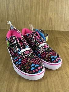 Helado HEELYS PRO 20 IMPRESIONES Negro Multi Corazones Donuts Nubes Con Talla 9 Nuevo Con Etiquetas - Imagen 1 de 13