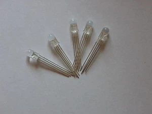 RGB Led 5mm Cátodo Común Transparente hasta 18000mcd *** 5 Piezas *** - Imagen 1 de 1