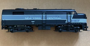 HO Scale New York Central 1045 DFA-7A Locomotive BK - Picture 1 of 2