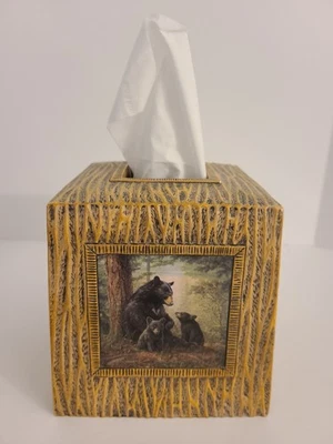 Cubierta de caja cuadrada de resina cerámica familia oso rústico BedBath&Beyond Foto 1 de 4