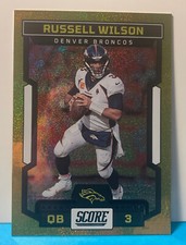 RUSSELL WILSON **2023 Score Football**Dots Gold Parallel/Numbered 109/210**#70