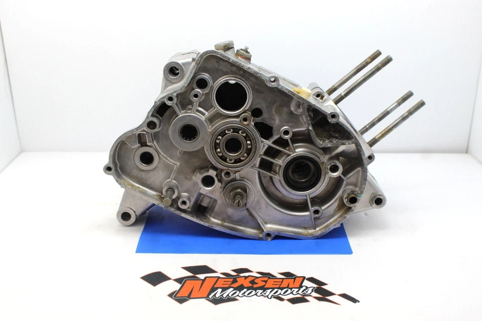 1970 Yamaha Ht1 motor esquerdo direito cárter cárter cárter cárter bloco - Imagem 1 de 4