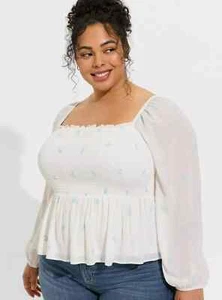 Blusa corta Torrid para mujer bordada ajustada Ditsy floral blanca azul 4X ¡BONITA! - Imagen 1 de 9
