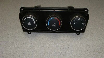 2011 2012 2013 JEEP WRANGLER HEATER A/C CLIMATE TEMPERATURE CONTROL P55111167 - Image 1 of 4