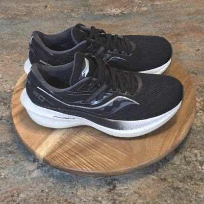 Saucony Triumph 20 Negro Blanco - Mujer Talla 8 - Zapatos Atléticos de Entrenamiento para Correr Foto 1 de 4