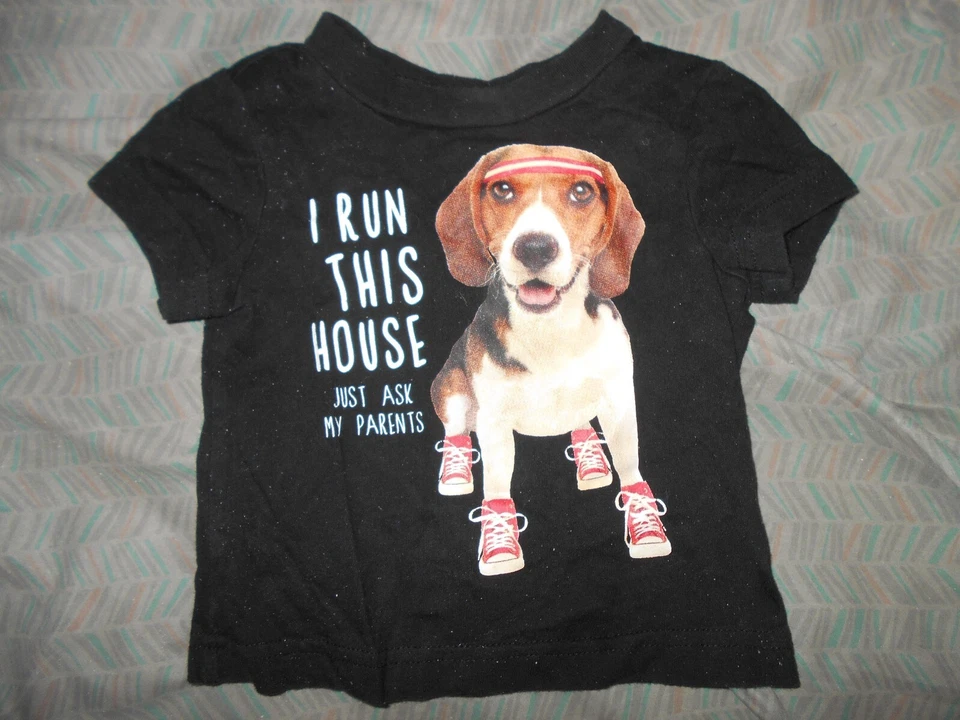 Camisa para perros Okie Dokie Boys 3 M (I Run This House solo pregúntale a mis padres) Foto 1 de 1