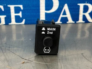 2007 Lexus SC430 TPMS Main 2nd Control Switch - 15A257 - 83k - Picture 1 of 7