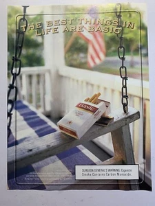 2000 Basic Zigarette Veranda USA Flagge Outdoor Die besten Dinge im Leben Druck Anzeige fast neuwertig - Bild 1 von 1