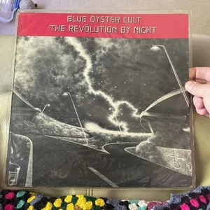 Blue Öyster Cult – The Revölution By Night Vinyl Record SBP 237980 - Picture 1 of 8