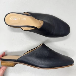 Clarks schwarze flache Damen-Slipper aus Leder 8 klassische adrette bequeme Schuhe - Bild 1 von 8