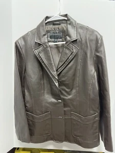 BERNARDO Genuine LEATHER fitted Jacket Women's Sz L / Long Sleeve Button Up - Picture 1 of 5
