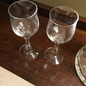 EXCELLENT CONDITION SET of 2 Langford, Lalique Style Liquors MONO ‘S’ Aperitifs - Picture 1 of 8