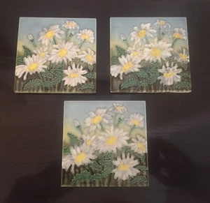 Shasta Daisy Tiles for wall hanging or as a trivet - Picture 1 of 4