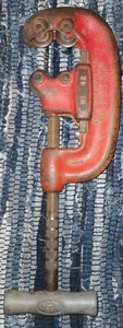 Ridgid No. 42 Four Wheel Heavy Duty Pipe Cutter 3/4" - 2" - Picture 1 of 4