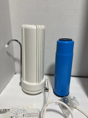 Sistema de filtro de agua HydroLife para casa rodante con cartucho Foto 1 de 4