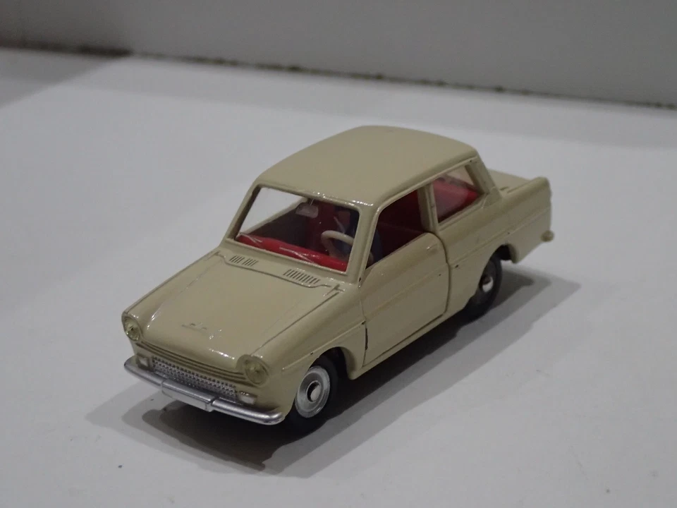 DINKY TOYS 508 DAF 33 SCALA 1:43 CONDIZIONI QUASI PARI AL NUOVO (3) - Immagine 1 di 4