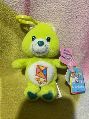 NWT 5" 2003 LIME GREEN DO YOUR BEST KITE CARE BEAR KEYRING KEY CHAIN PLUSH TOY - image 1 of 4