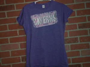 NATURAL BRIDGE CAVERNS TEXAS WOMAN GLITTER STYLE TSHIRT WORN 3 TIMES - Picture 1 of 3
