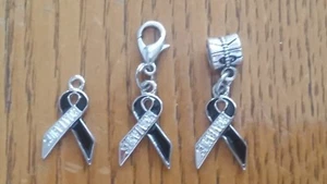 SURVIVOR BEWUSSTSEIN BAND ANTIK SILBER CHARM - EMAILLE - SCHWARZ - MELANOMA - Bild 1 von 4