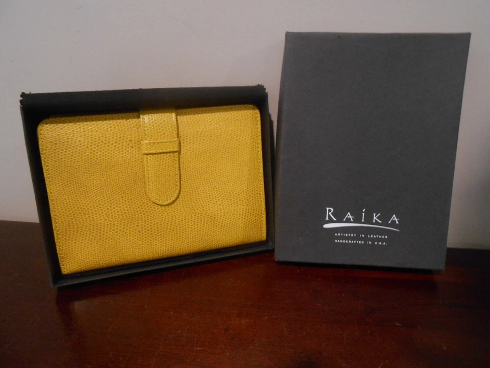 Бумажник для фотографий Raika из лицевой воловьей кожи 4x6 - желтый -новый в коробке - вмещает 40 фотографий - Изображение 1 из 4