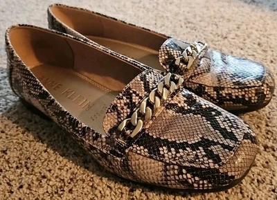 Anne Klein Valisity Mocasines Zapatos Mujer 9M iflex Gris Negro PU Serpiente Look Cadena Foto 1 de 4