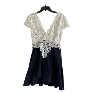 WINDSOR Women’s/Junior’s Navy Blue/White Lace Fit-Flare PROM Formal Dress-MEDIUM - Picture 1 of 7