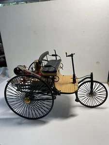 Franklin Mint 1886 Mercedes Benz Patent Motorwagon 1/8" - Picture 1 of 4