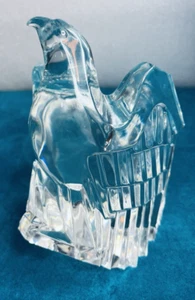 STEUBEN CRYSTAL GLASS FIGURINE/ 5.5” Bald Eagle Signed 8304dp 1975 - Picture 1 of 10