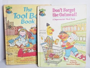 Sesame Street Book Club Lot of 2 Books Tool Box Book & Don't forget the Oatmeal! - Bild 1 von 17