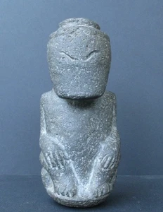 Ancestor IN Stone, Alor Island Indonesia - Picture 1 of 10