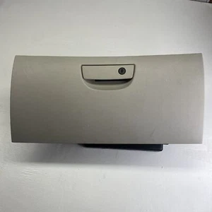 2005-2007 Chrysler 300 Touring Glove Box Assembly GUEUZ80BD1AC OEM - Picture 1 of 14